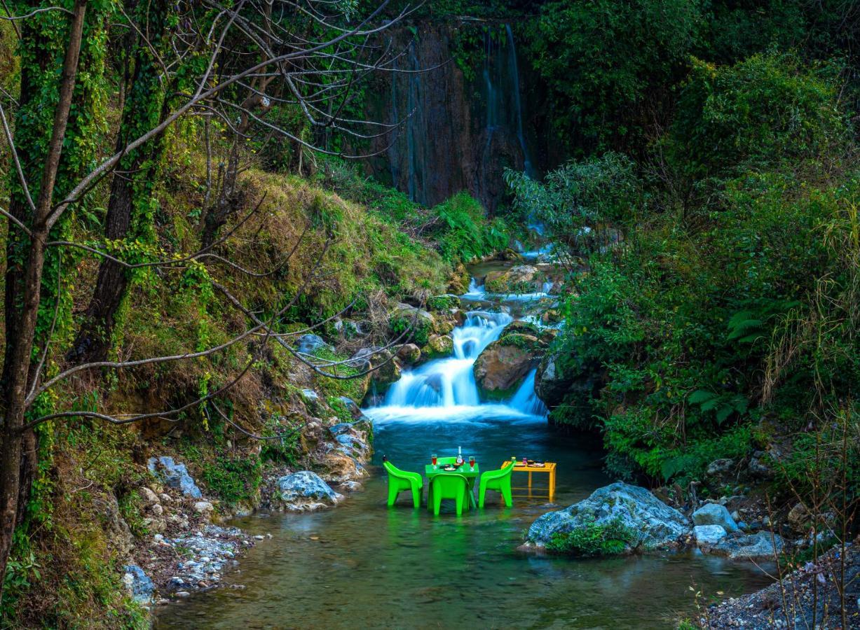 The Hosteller Mussoorie By The Streamside, Kempty מראה חיצוני תמונה