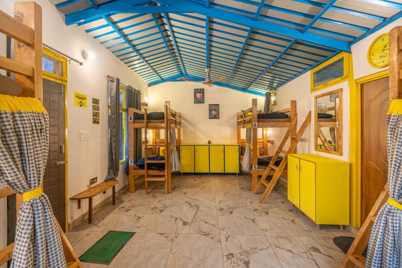The Hosteller Mussoorie By The Streamside, Kempty מראה חיצוני תמונה