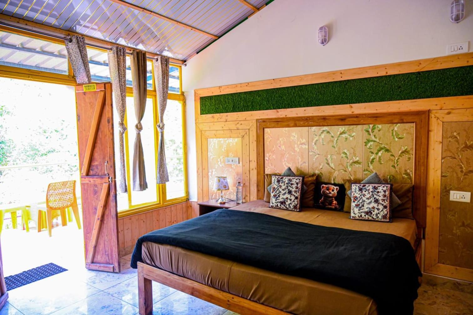 The Hosteller Mussoorie By The Streamside, Kempty מראה חיצוני תמונה