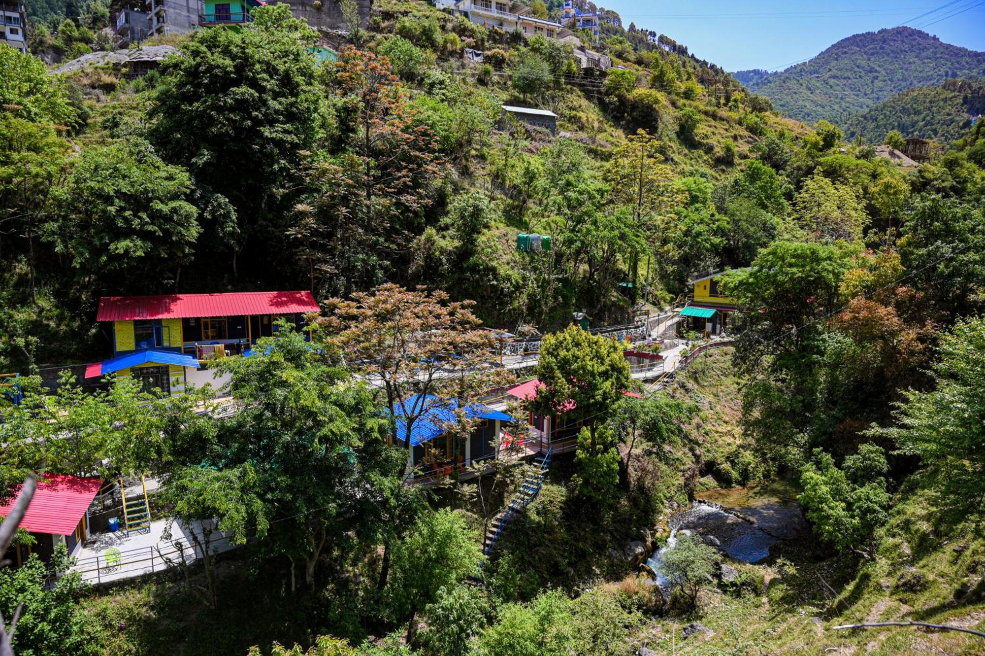The Hosteller Mussoorie By The Streamside, Kempty מראה חיצוני תמונה